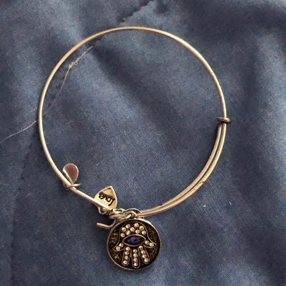 Bracelet bundle - Picture 2 of 2